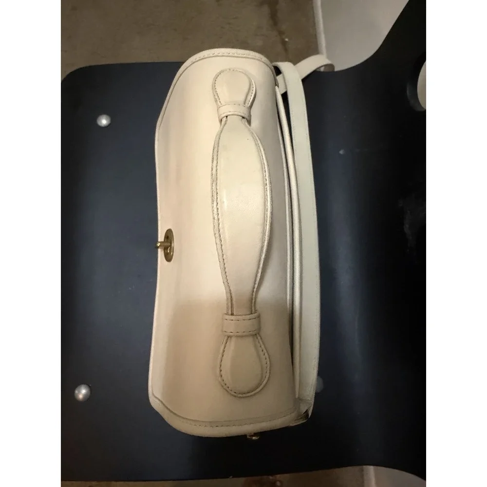 Vintage Coach 0912-220 Court Bag Leather Crossbody Shoulder Bag Bone Handbag